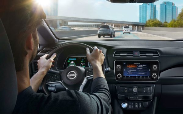 nissan leaf leasing social