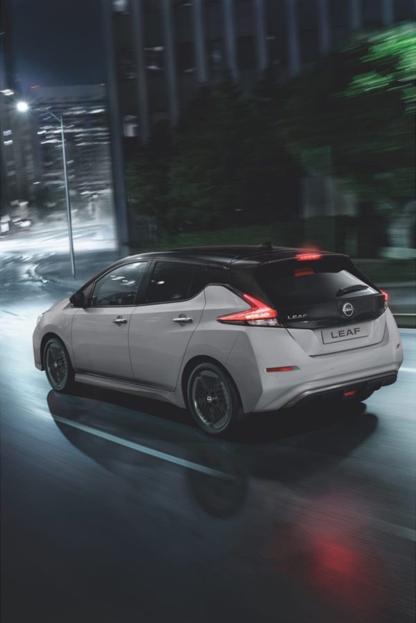 leasing social nissan leaf