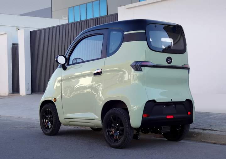 voiture électrique Bako Bee led