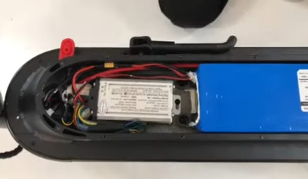 remplacement batterie trottinette électrique