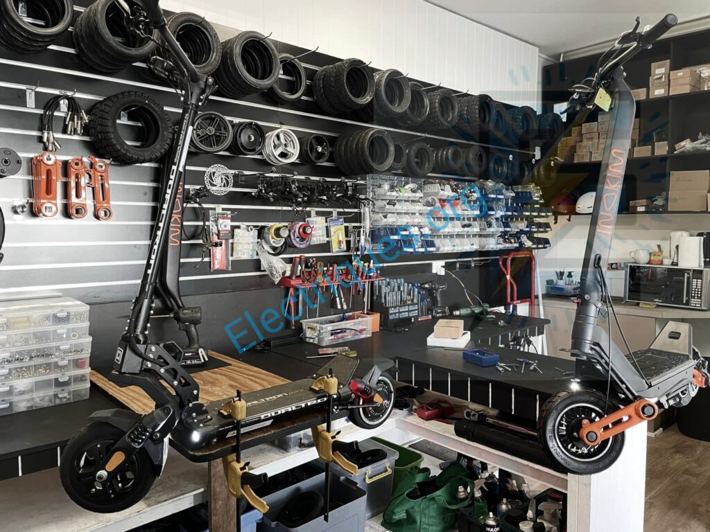 magasin de réparation de trottinette électrique