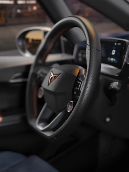 volant cupra born voiture électrique leasing