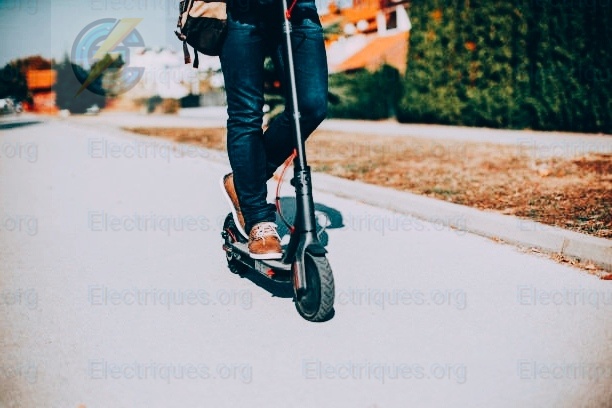 comment utiliser une trottinette électrique